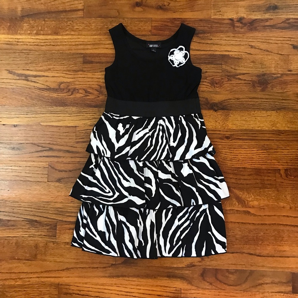 Girls Amy Byer Zebra Print B&W Dress
Dressy Occassion Church Wedding Party Event